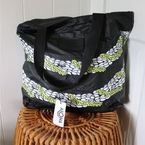 Aloha Collection Day Tripper Hooked Up Hawaii Collab NWT